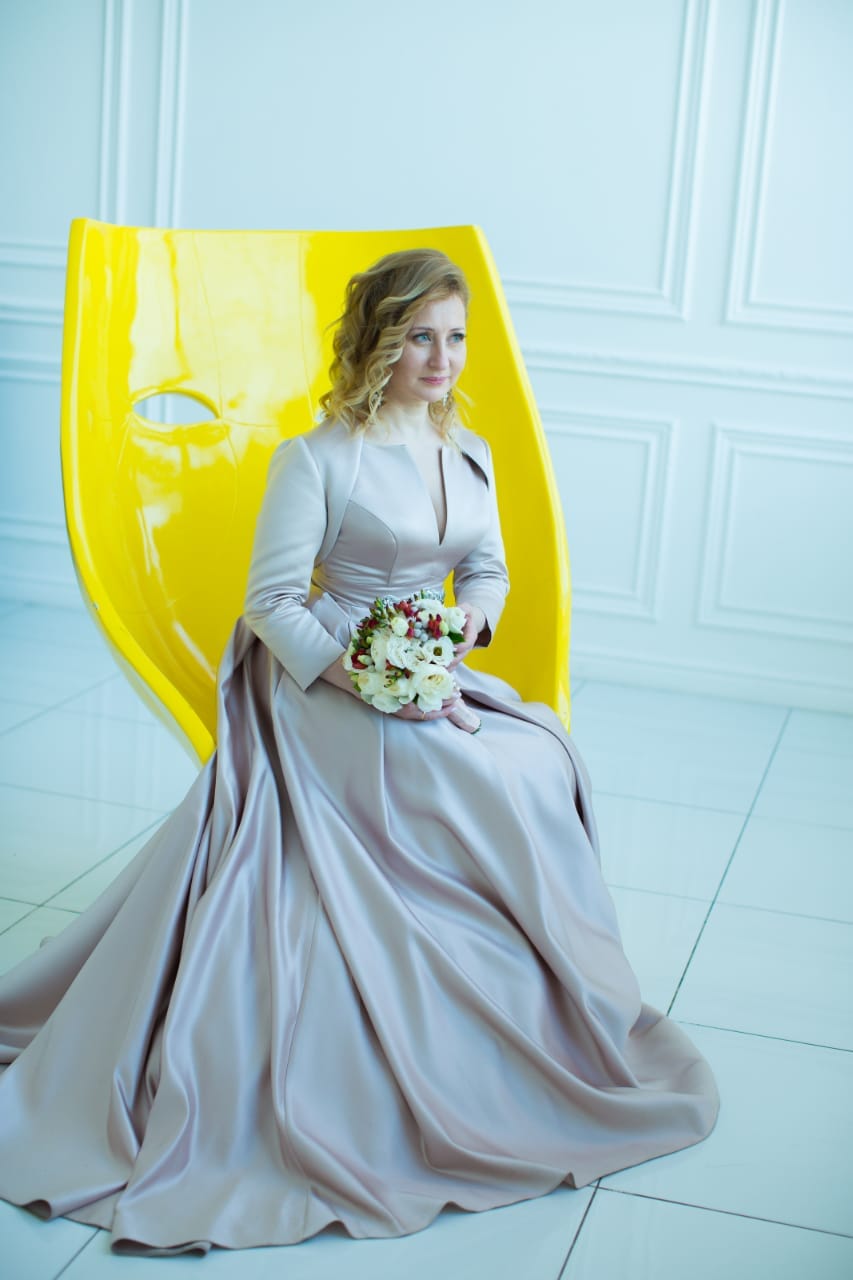 Наша невеста в модели 037 цвета "нюд" 2018 год